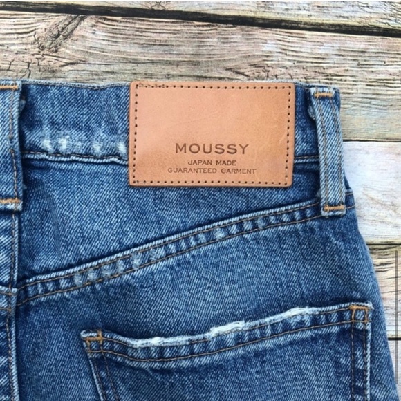 Moussy Distressed Patch Jeans - Picture 6 of 8